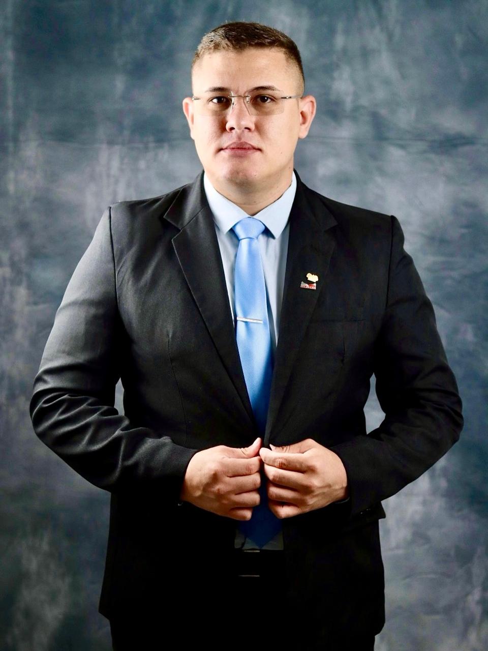 Dr. Ricarthe Oliveira - Advogado Criminalista